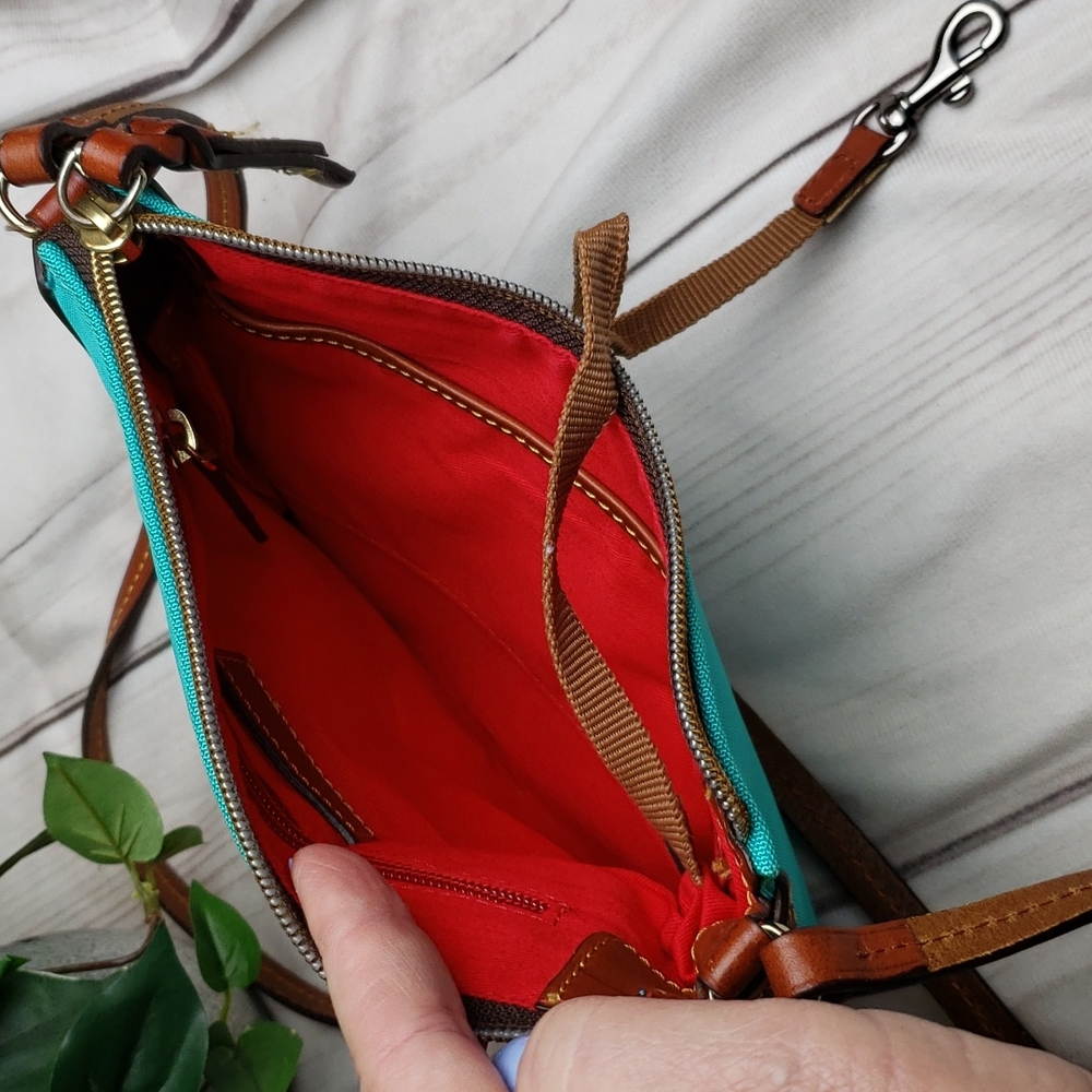 Dooney Bourke crossbody pouchette purse - Picture 3 of 9